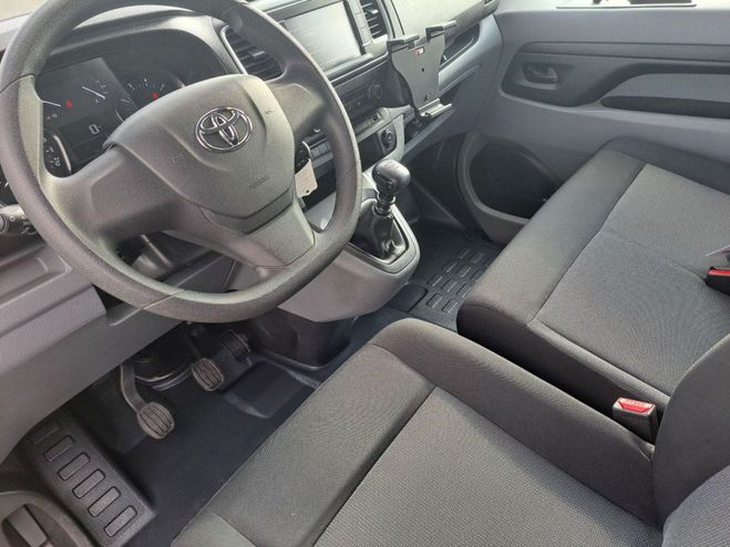 Toyota Proace FOURGON MEDIUM 2.0L 145 D-4D Blanc de 2022