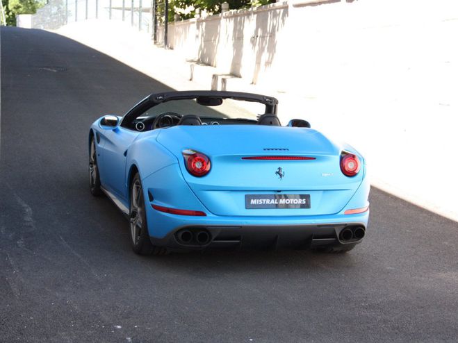 Ferrari California T T V8 3.9 560 CH Pack Handling Speciale Blanc Covering Satin Bleu de 2016