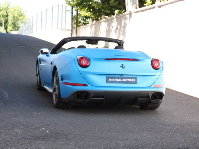 Ferrari California T T V8 3.9 560 CH Pack Handling Speciale Blanc Covering Satin Bleu de 2016