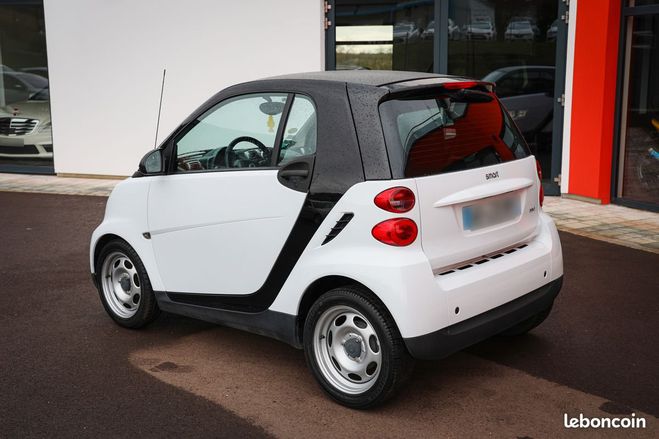 Smart Fortwo Coup (451) 1.0i 12V MHD 61CH Bote auto Blanc de 2009