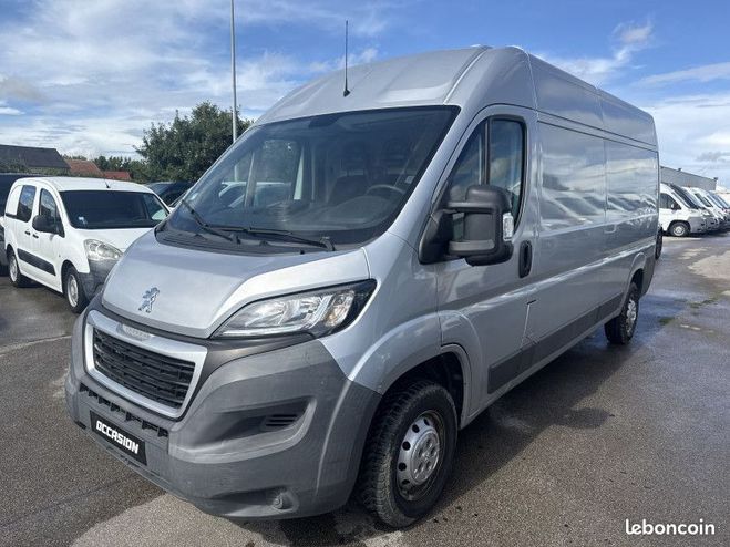 Peugeot Boxer FG 335 L3H2 2.2 HDI 130 PACK CD CLIM Gris de 2015