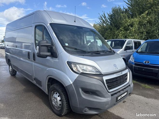 Peugeot Boxer FG 335 L3H2 2.2 HDI 130 PACK CD CLIM Gris de 2015