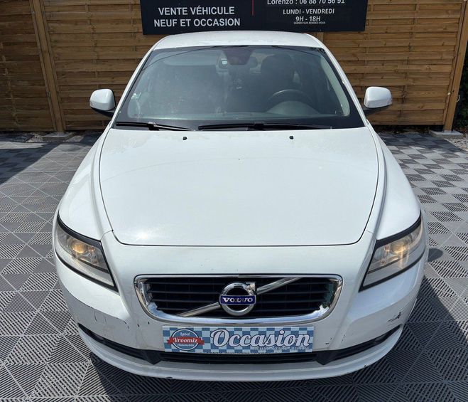 Volvo S40 II 2.0D D3 150ch Kinetic Geartronic Blanc Mtallis de 2011