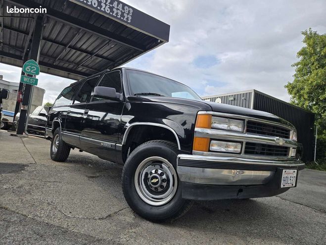 Chevrolet Suburban 7.4 V8 454ci 8 places Noir de 1995