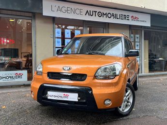  Voir détails -Kia Soul 1.6 CRDI 128 PREMIUM *ENTRETIEN A JOUR* à Chaville (92)