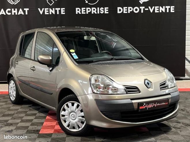 Renault Modus 1.2 16v 75ch Expression eco Beige de 2010