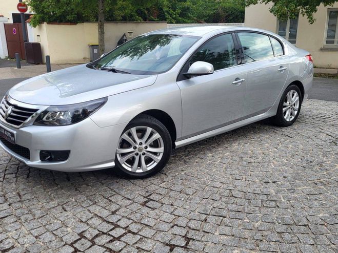 Renault Latitude 2.0 dCi150 FAP eco Initiale GRIS C de 2011