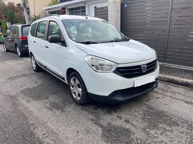 Dacia Lodgy 1.2 TCe 115ch Laurate 5 places blanc metal de 2013