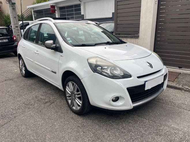 Renault Clio 1.2 TCe 100ch Night&Day blanc metal de 2012