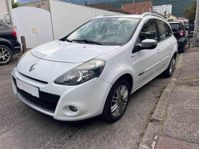 Renault Clio 1.2 TCe 100ch Night&Day blanc metal de 2012