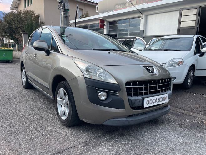 Peugeot 3008 1.6 HDI 112 FAP ALLURE beige mtal de 2012