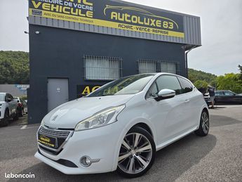  Voir détails -Peugeot 208 hdi 92 cv xy full options à Draguignan (83)