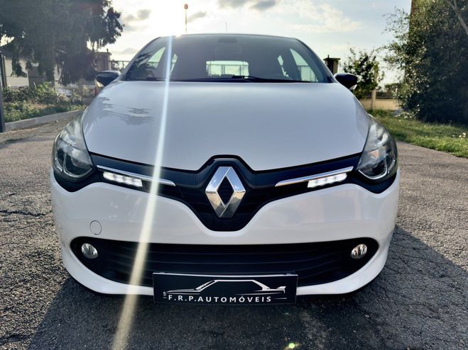 Renault Clio  blanc de 2014