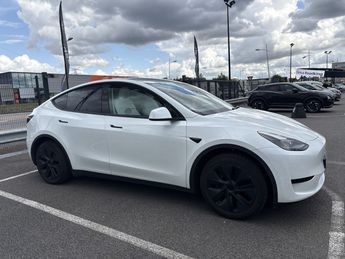  Voir détails -Tesla Model Y STANDARD RWD à Voreppe (38)