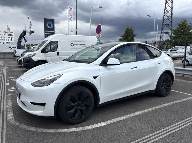 Tesla Model Y STANDARD RWD Blanc de 2024