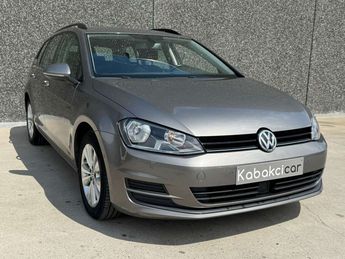  Voir détails -Volkswagen Golf Variant SW 1.6 CR TDi Highline--CARNET-- à Cuesmes (70)