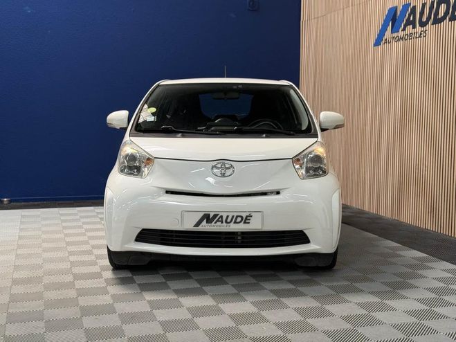 Toyota Iq 1.0 VVT-i - 68 BLANC de 2009
