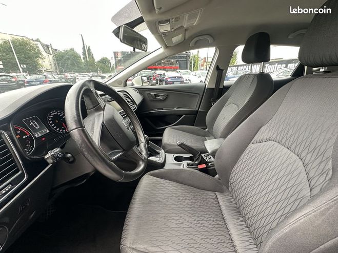 Seat Leon 1.2 TSI 105CH STYLE START&STOP DSG Blanc de 2013