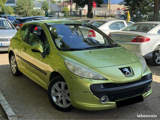 Peugeot 207 1.6 HDi 90CV Anne 07-2006 300.000KM CT  Vert de 2006