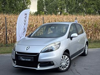  Voir détails -Renault Scenic III 1.5 DCI 110CH ENERGY AUTHENTIQUE ECO à  La Chapelle-d'Armentires (59)