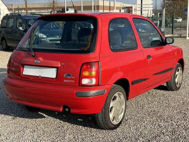 Nissan Micra II (K11) 1.0 55ch Ct Sud 3p ROUGE de 2000