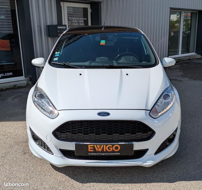 Ford Fiesta 1.0 SCTI 125ch ECOBOOST ST-LINE Blanc de 2017