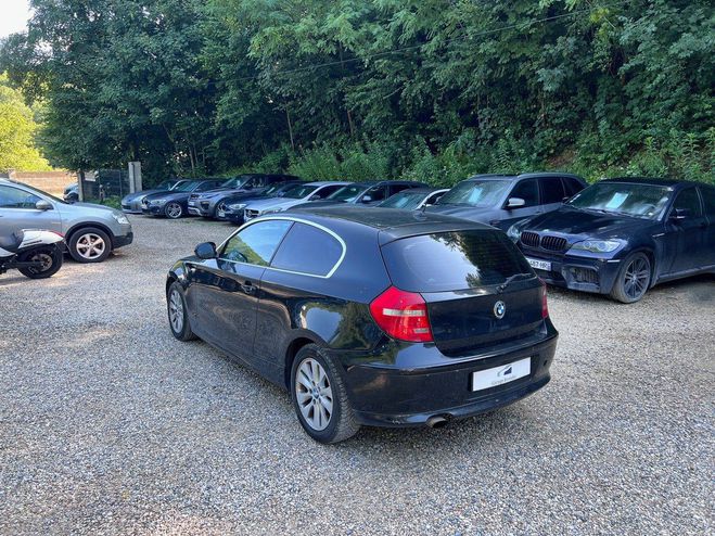 BMW Serie 1 (E81) 116d 2.0d 116cv 3me main Noir de 2010