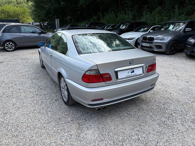 BMW Serie 3 330ci 3.0i 231cv BVA6 Gris de 2001