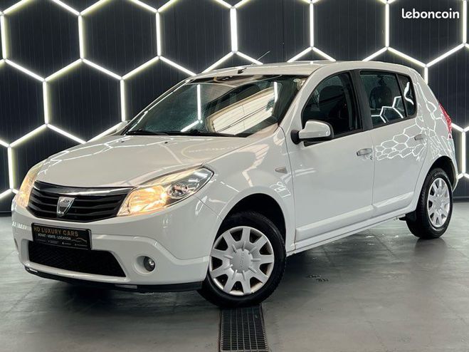 Dacia Sandero 1.4 75ch GPL Blanc de 2010