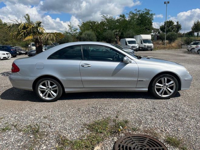 Mercedes Classe CLK Classe 220 2.2 CDI TURBO Gris de 2006