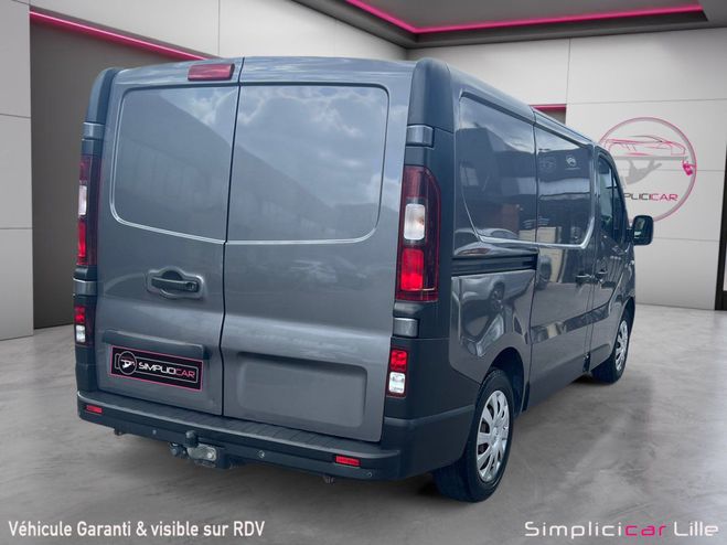 Opel Vivaro FOURGON GN F2900 L2H1 1.6 CDTI 120 CH BI Gris de 2015