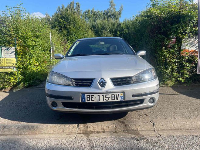Renault Laguna II AUTHENTIQUE 1.6 16V 112CV Gris Laqu de 2007