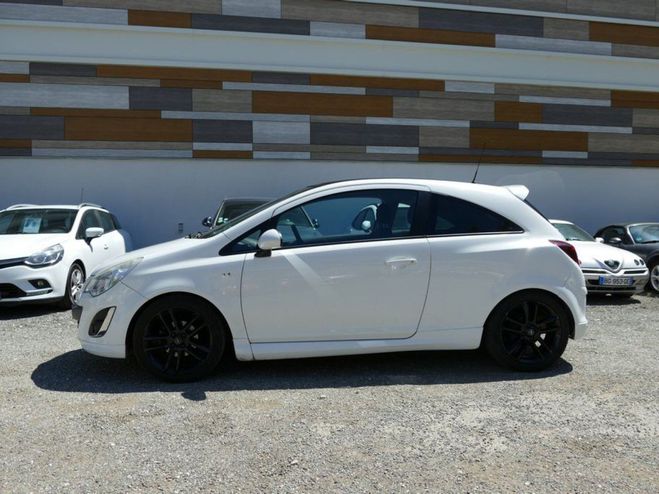 Opel Corsa 1.2 TWINPORT 85 Ch COLOR EDITION BVM5 CA Blanc de 2011