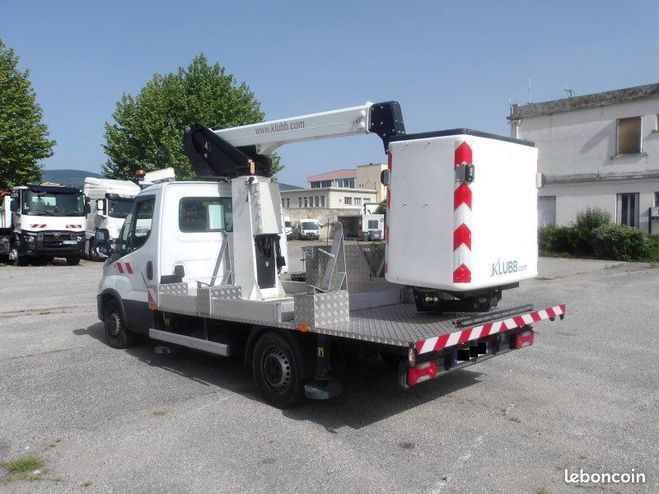 Iveco Daily 24990 ht 35s14 nacelle Klubb k26 panier   de 2020