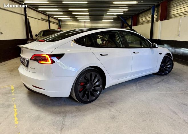 Tesla Model 3 Performance PUP Upgrade MY22 513ch AWD 1 Blanc de 2022