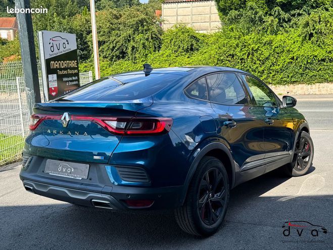 Renault Arkana 1.6 E-Tech 145 ch RS Line Bleu de 2021