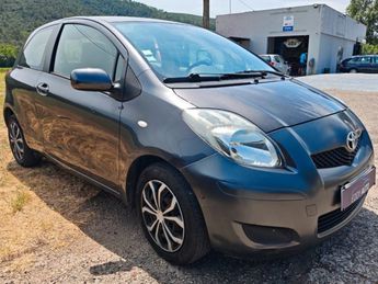  Voir détails -Toyota Yaris 1.3 vvti à Brignoles (83)
