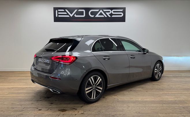 Mercedes Classe A 180d 116 ch 8G-DCT Progressive Line / R Gris de 2021