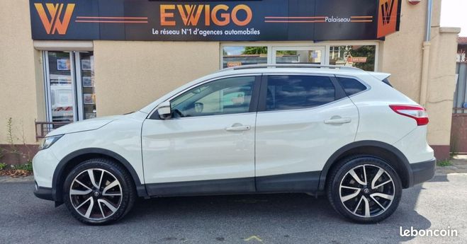 Nissan Qashqai GENERATION-II 1.6 DIGT 165Ch TEKNA 1re  Blanc de 2015