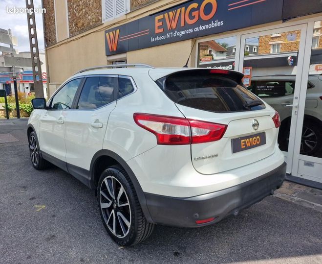 Nissan Qashqai GENERATION-II 1.6 DIGT 165Ch TEKNA 1re  Blanc de 2015