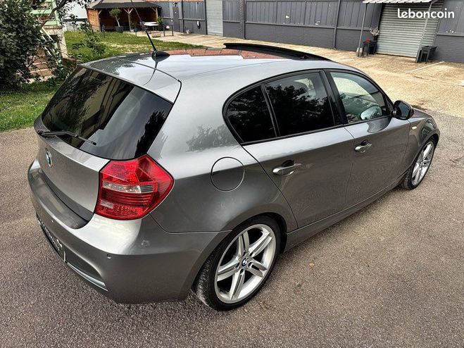 BMW Serie 1 120d bva pack -M lci Autre de 2010