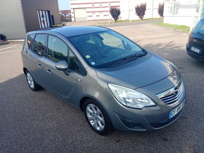 Opel Meriva Beau 1.7cdti pack 2012 entretien complet Gris de 2012