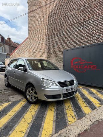  Voir détails -Volkswagen Polo 1,4 tdi à Douai (59)