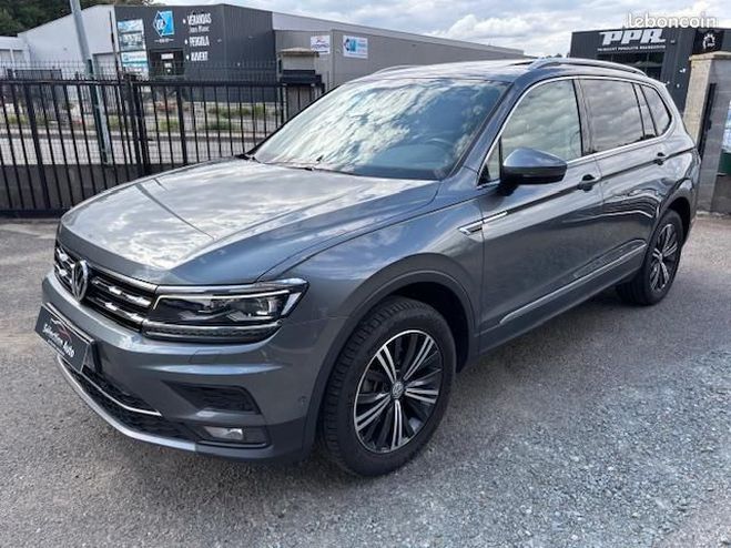 Volkswagen Tiguan Allspace tdi 150 dsg carat exclusive 7 p Gris de 2021