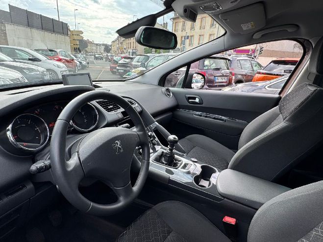Peugeot 3008 1.6 HDi 115ch FAP BVM6 Active MARRON de 2014