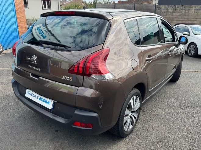 Peugeot 3008 1.6 HDi 115ch FAP BVM6 Active MARRON de 2014