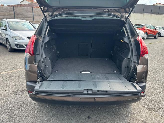 Peugeot 3008 1.6 HDi 115ch FAP BVM6 Active MARRON de 2014