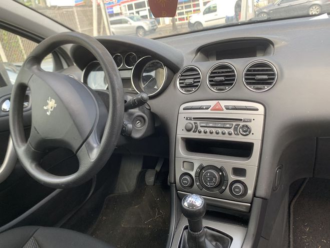 Peugeot 308 1.4 VTI 16V 98CH CONFORT PACK 5P GRIS de 2011