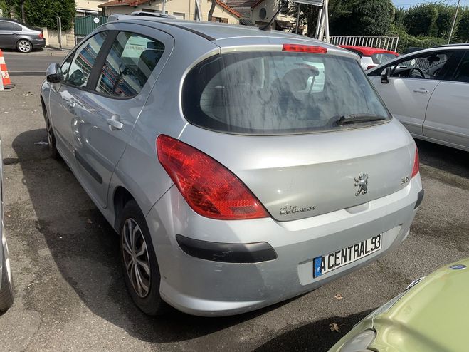 Peugeot 308 1.4 VTI 16V 98CH CONFORT PACK 5P GRIS de 2011
