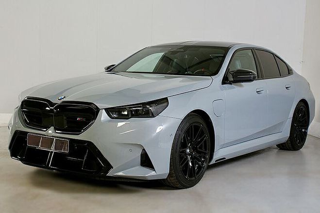 BMW M5 G90 PHEV 727 ch BVA8 Gris de 2024